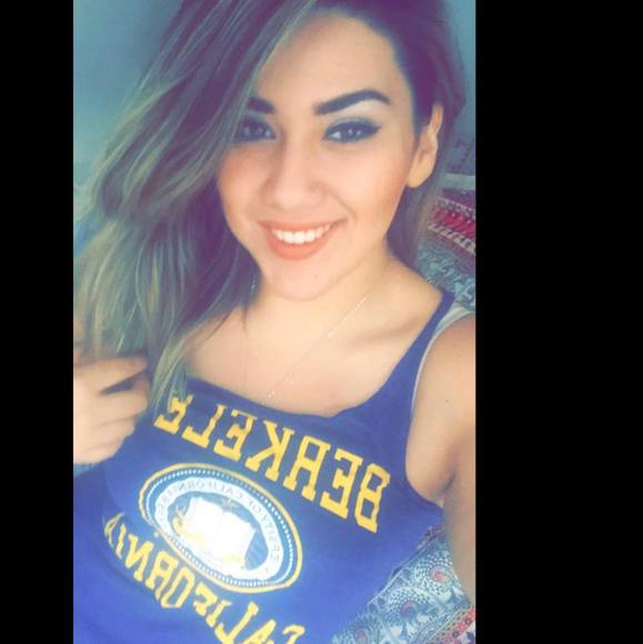 Meet your Posher, Claris - Picture 1 of 1